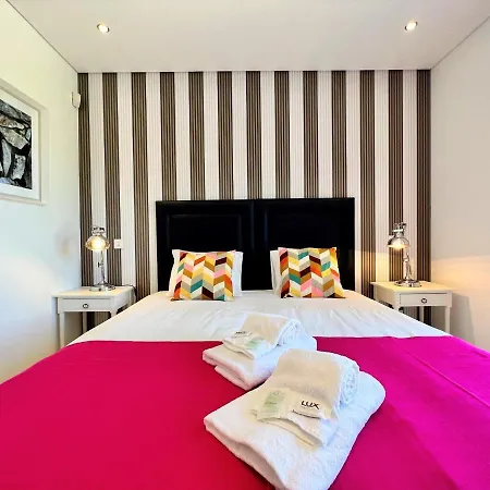 Algarve Amazing With Pool By Homing *