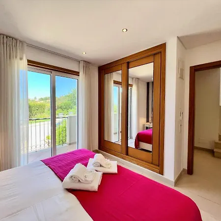 Algarve Amazing With Pool By Homing *