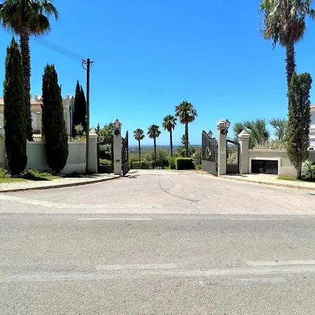 Algarve Amazing With Pool By Homing Villa