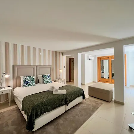 Algarve Amazing With Pool By Homing Villa *